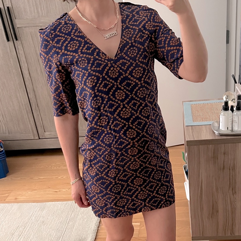 NWOT. Silk Shift Dress
